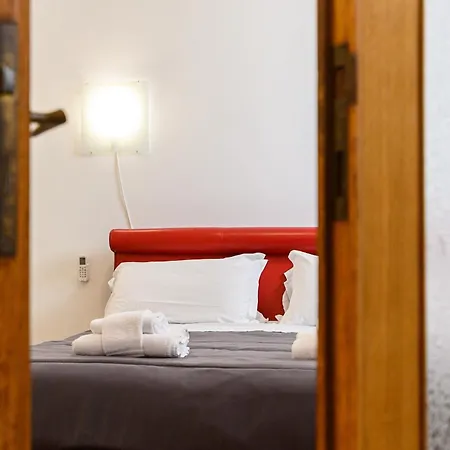 San Lorenzo Flat 2 Апартаменты *